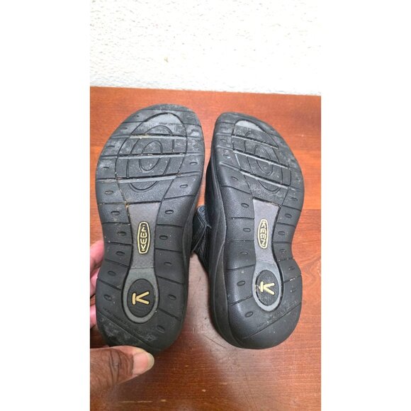 Keen Women's Black Leather Mary Jane Style Slip-On Shoes Adjustable Strap Size - Picture 6 of 7